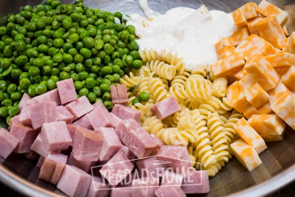 easy ham and cheese pasta salad | yeadadshome.com